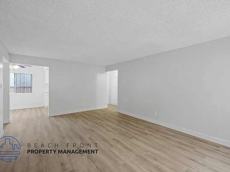 11714 Bellflower Blvd — Photo 22