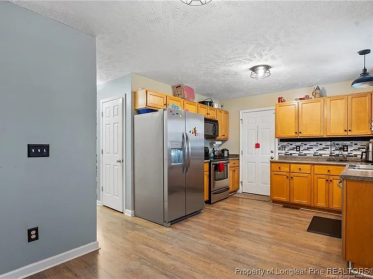 717 Lenoir Dr — Photo 13