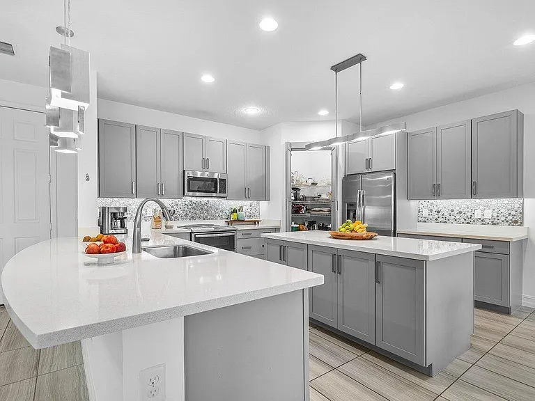 8068 Lemon Serpentine Ln — Photo 11