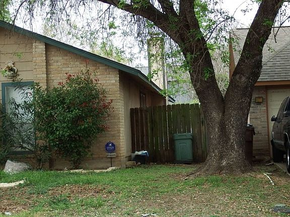 3rd image of 11415 Fort Wyne Dr