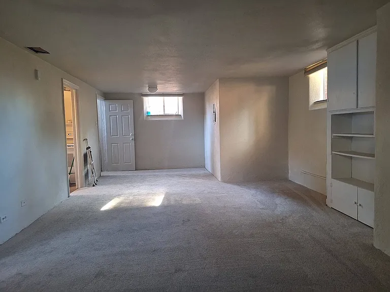 1942 S Columbine St — Photo 11
