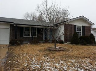 1248 Green Falls Dr, Fenton, MO