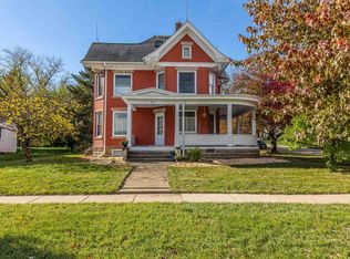 1101 2nd St, New Glarus, WI 53574