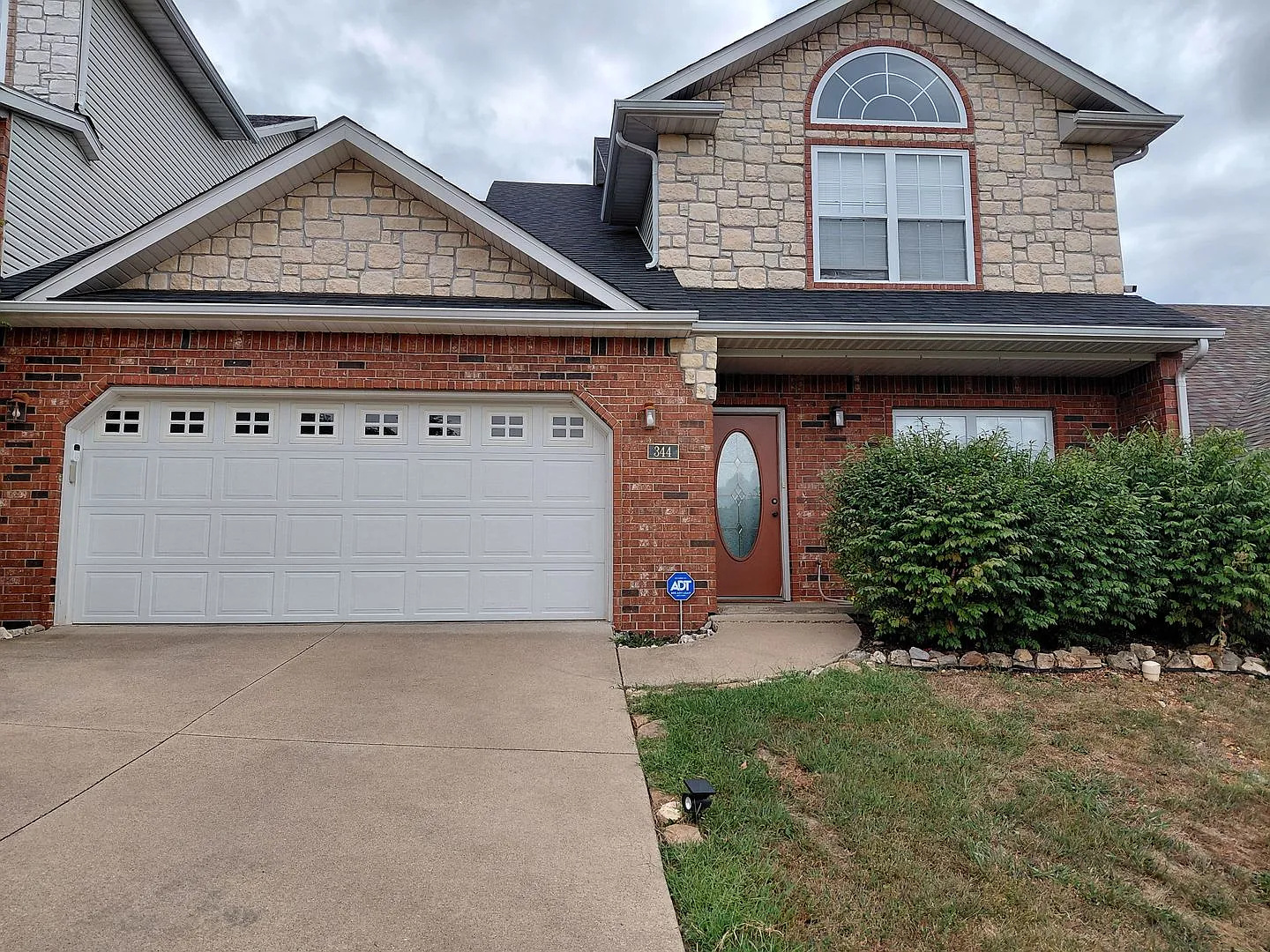 4 Plex unit close to FLW — Photo 1