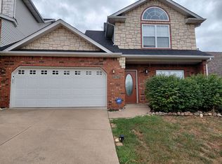 344 Carmel Valley Way, Saint Robert, MO 65584