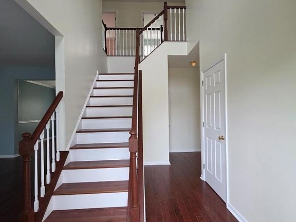 4th image of 36 Wexford Way
