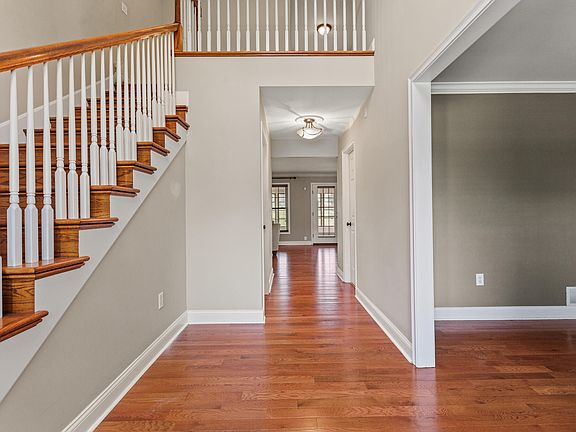 4th image of 538 General Cruft Dr