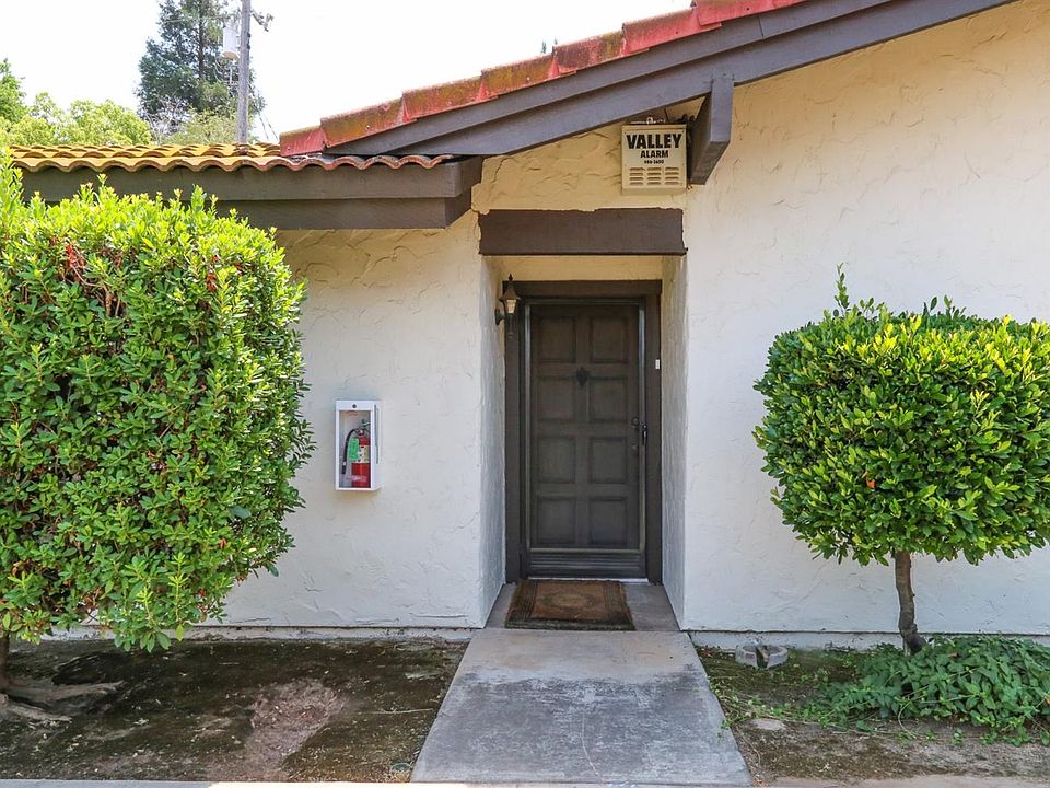 1st image of 317 W Sierra Ave APT 116