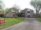1st image of 906 Leslie Ln
