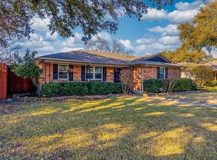 8415 Hunnicut Rd, Dallas, TX 75228
