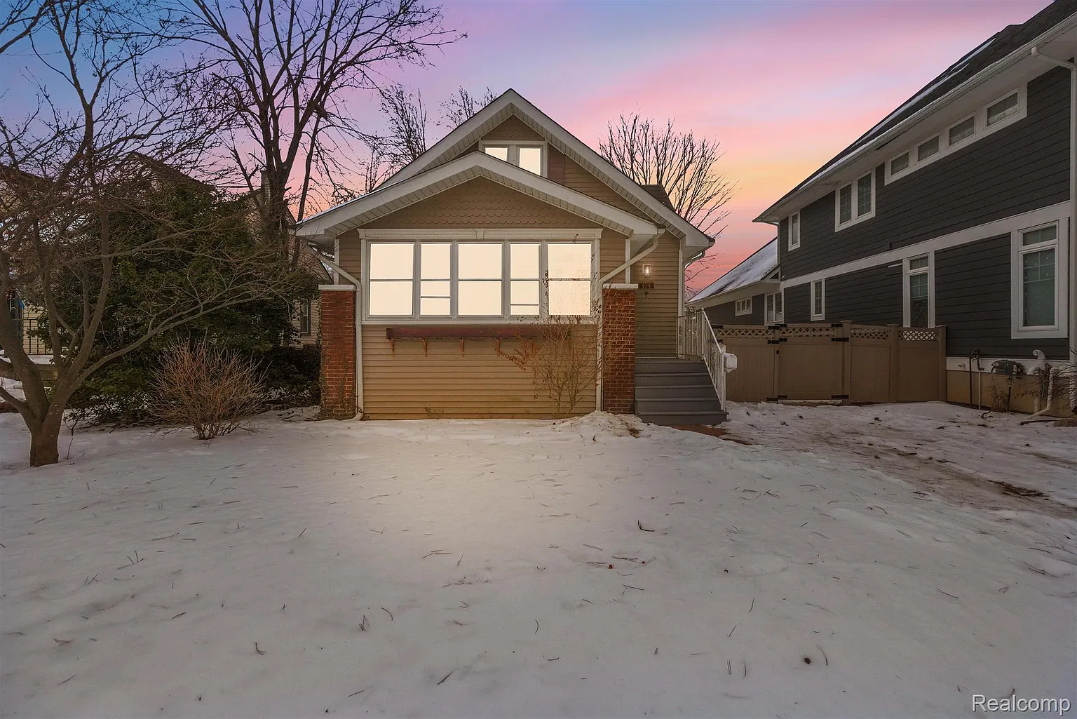 124 E Windemere Ave photo 1