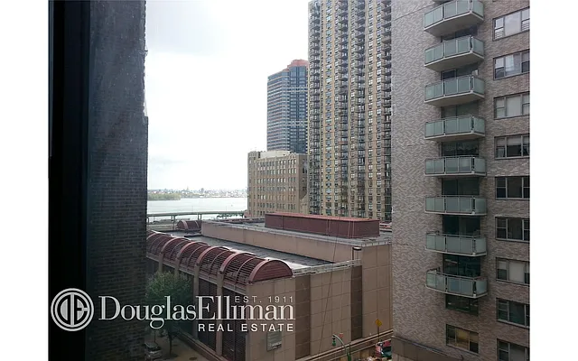 Sold by Douglas Elliman | media 25