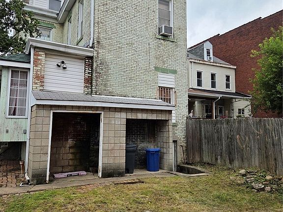 3rd image of 617 Edmond St