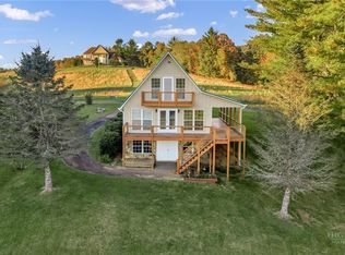 21 Pit Row Ln, Laurel Springs, NC 28644