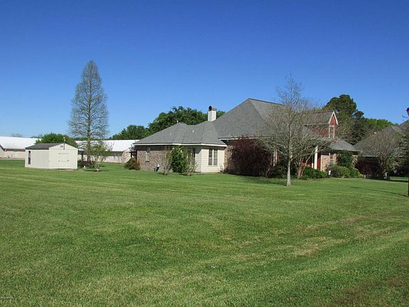 5th image of 105 Laken Ln