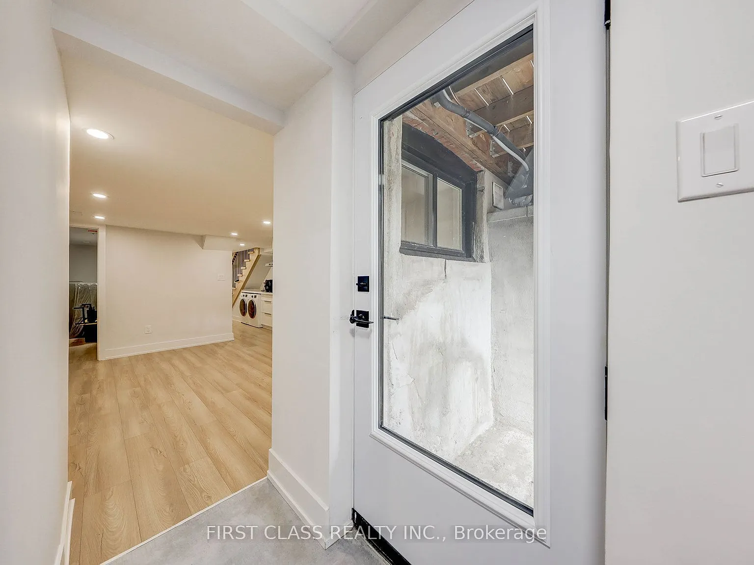 2 bed, $2,500 — Photo 4