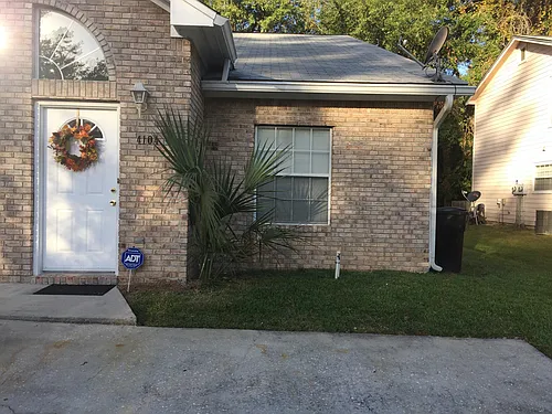4104 Castellan Dr Photo 1