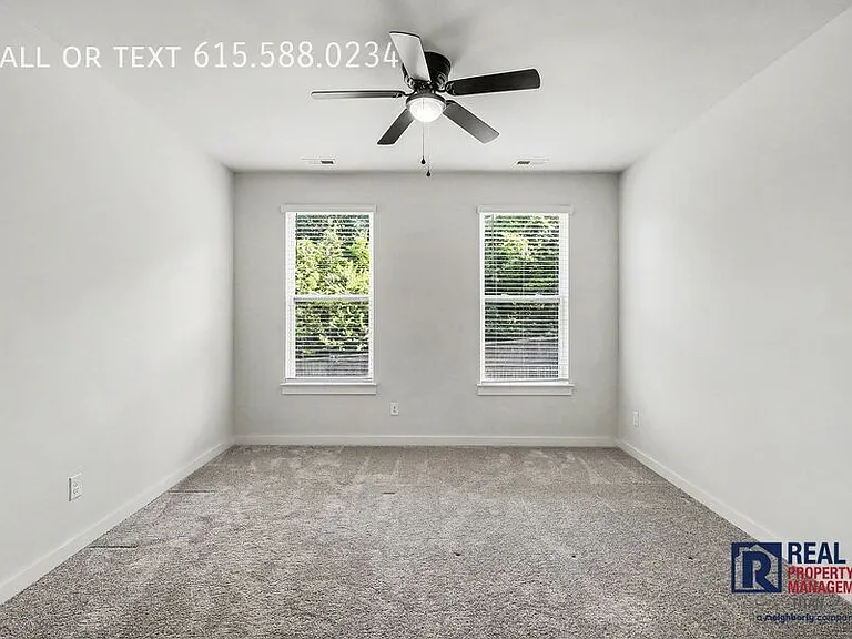 1029 Ewell Farm Cir — Photo 16