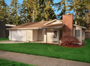 16916 NE 97th St, Redmond, WA 98052