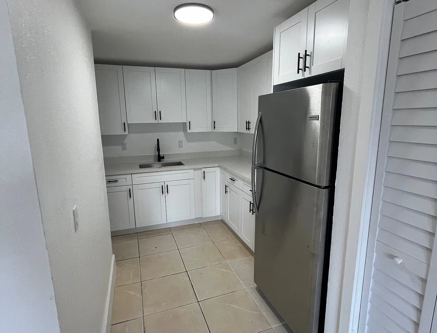 3 bed, 1100 sqft, $2,875 — Photo 4