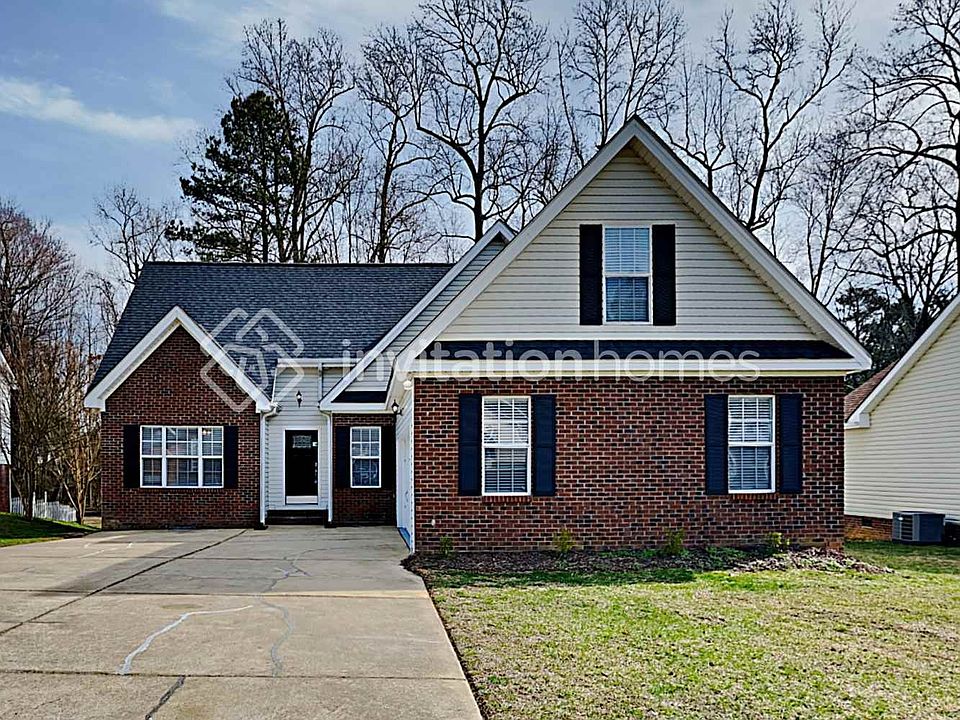 1st image of 213 Walnut Creek Dr