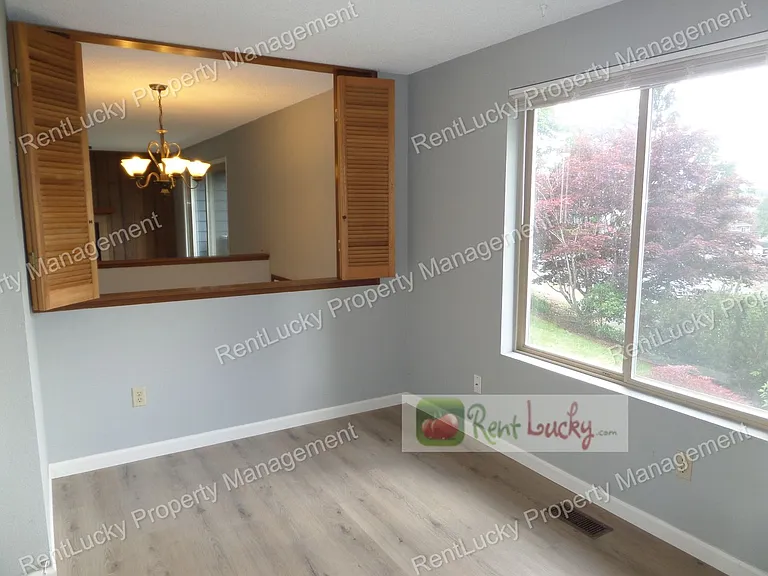 10720 157th Ave NE — Photo 10