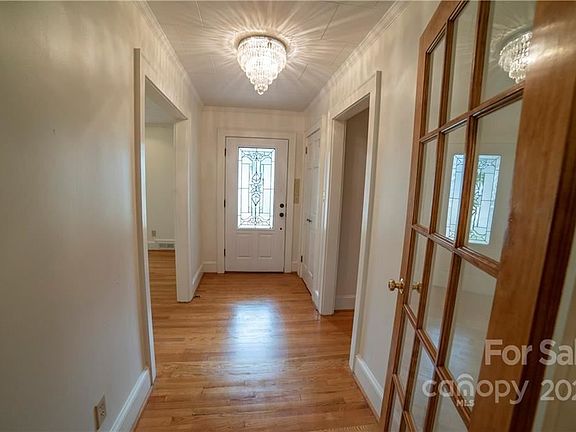 2nd image of 327 Sharon Ave NW