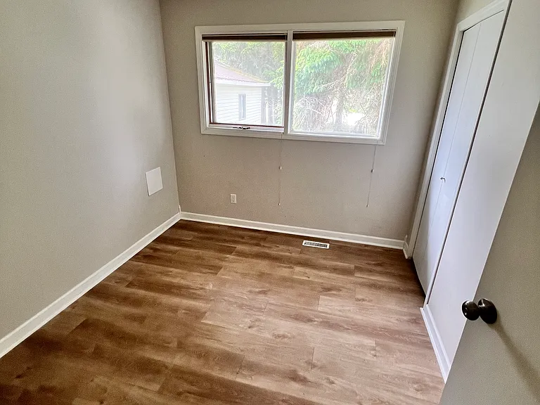 221 Birch Ave — Photo 24