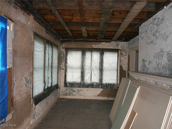 30th image of 1683 Juanita Ave