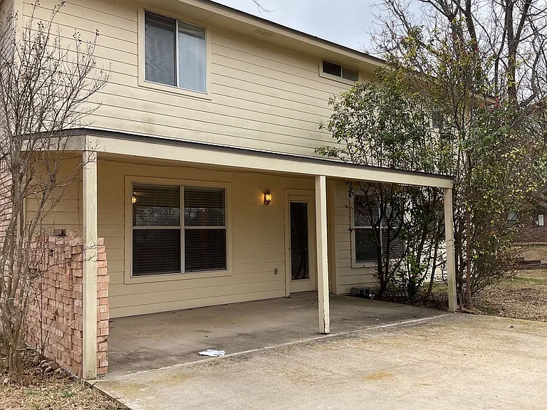 1701 Tanglewood Dr — Photo 29