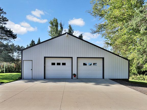 3rd image of 12897 Maxwell Rd