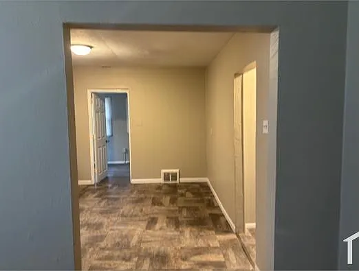 7205 Harney Ave — Photo 5