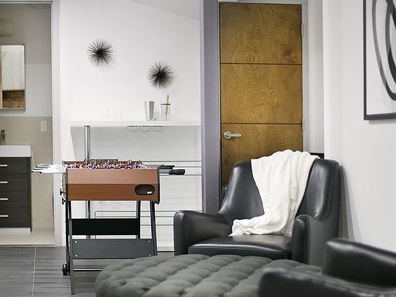 4th image of 90 Starr St #Gg