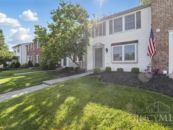 8112 Mill Creek Cir, West Chester, OH 45069