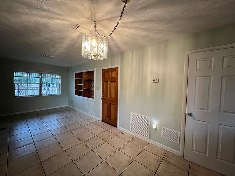 20717 SW Beach Blvd — Photo 12