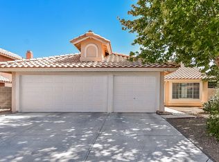 1621 Running Creek Dr, North Las Vegas, NV 89031