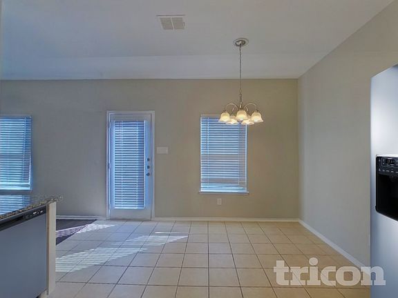 4th image of 12417 Worthington Ln