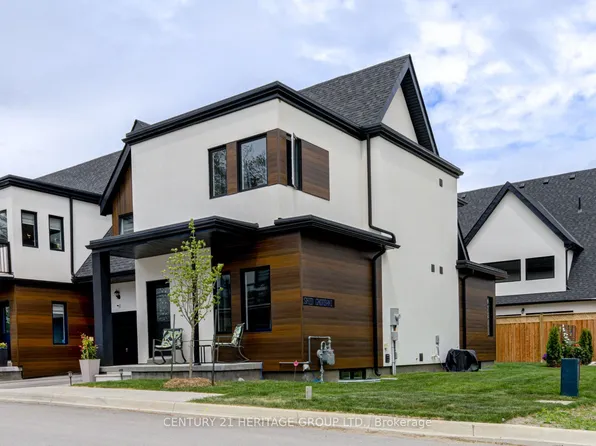 44 Ruby Cres, Orillia, ON L3V 8M3