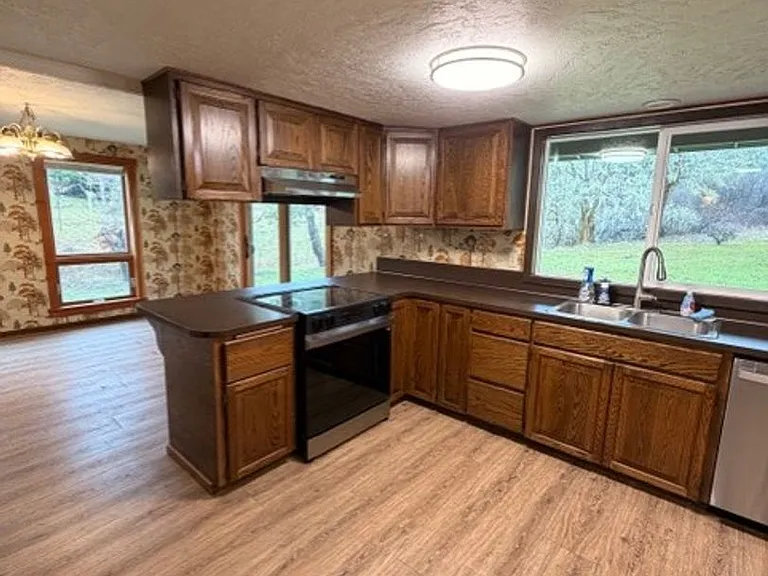 23601 Labare Rd #A — Photo 35