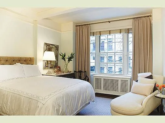 Sold by Stribling | media 19