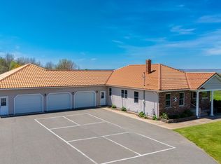 1153 Lockhart Mountain Rd, Coldbrook, NS B4R 1C1