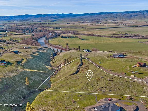4th image of 8 Deer Valley Drive
