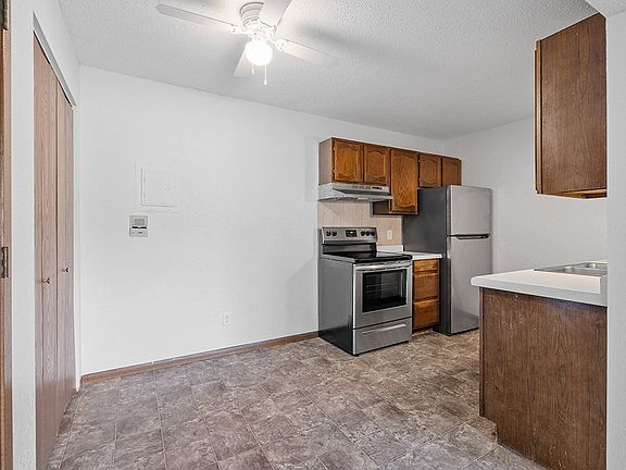 4th image of 1570 E Saint Germain St #1500-27