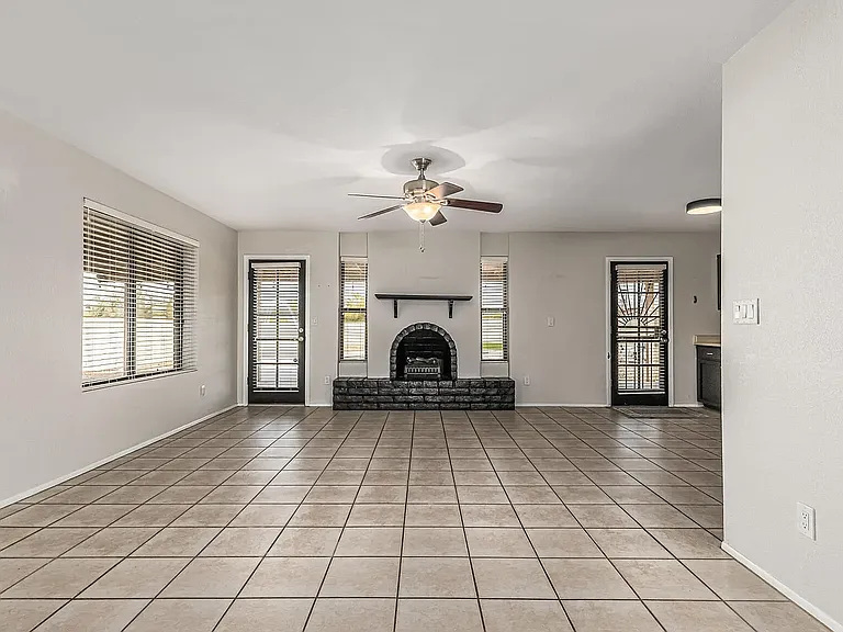 4224 E Ashler Hills Dr — Photo 10