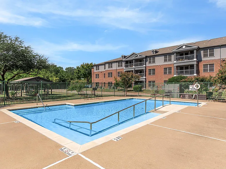 Wright Senior Apartments — Photo 9