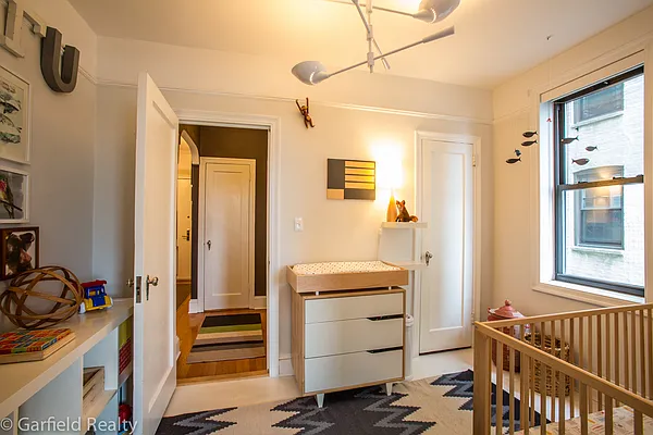 Sold by Garfield Realty  | media 26