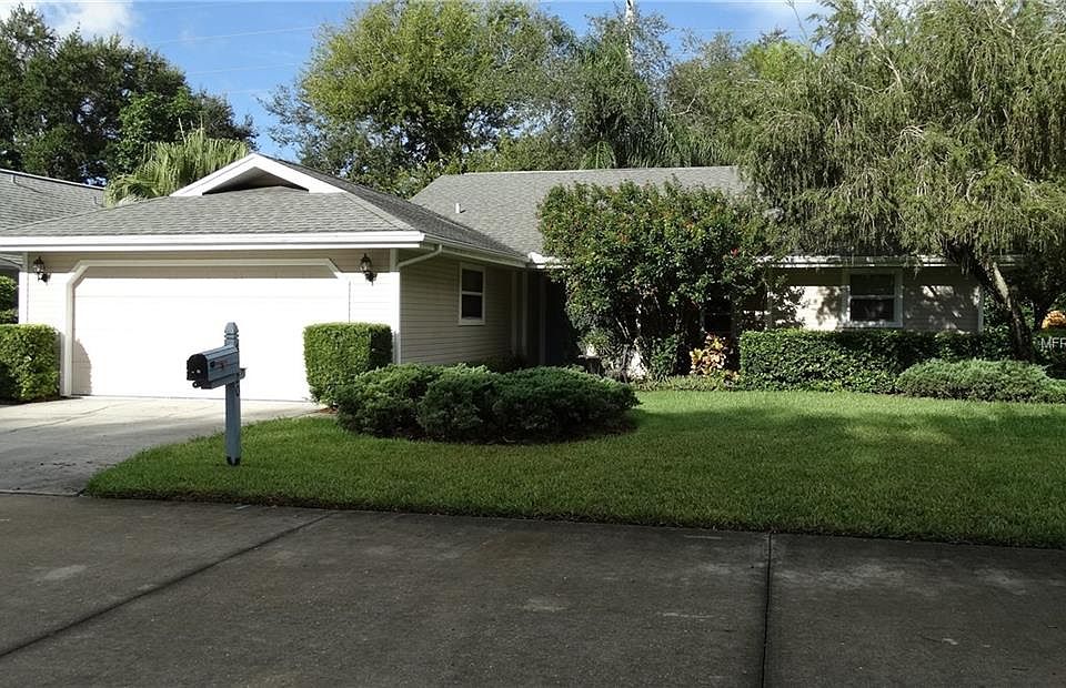 1st image of 6920 Arbor Oaks Cir