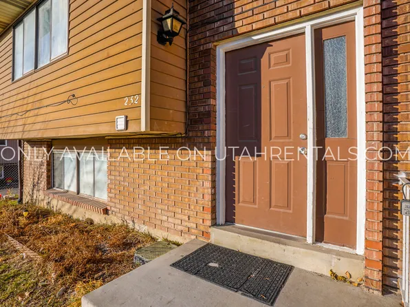 230 W Foxbridge Dr, Midvale, UT 84047