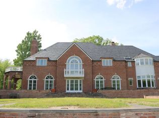 1597 Pleasant Plain Rd, Fairfield, IA 52556