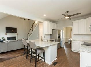 10940 Hellebore Rd, Charlotte, NC 28213